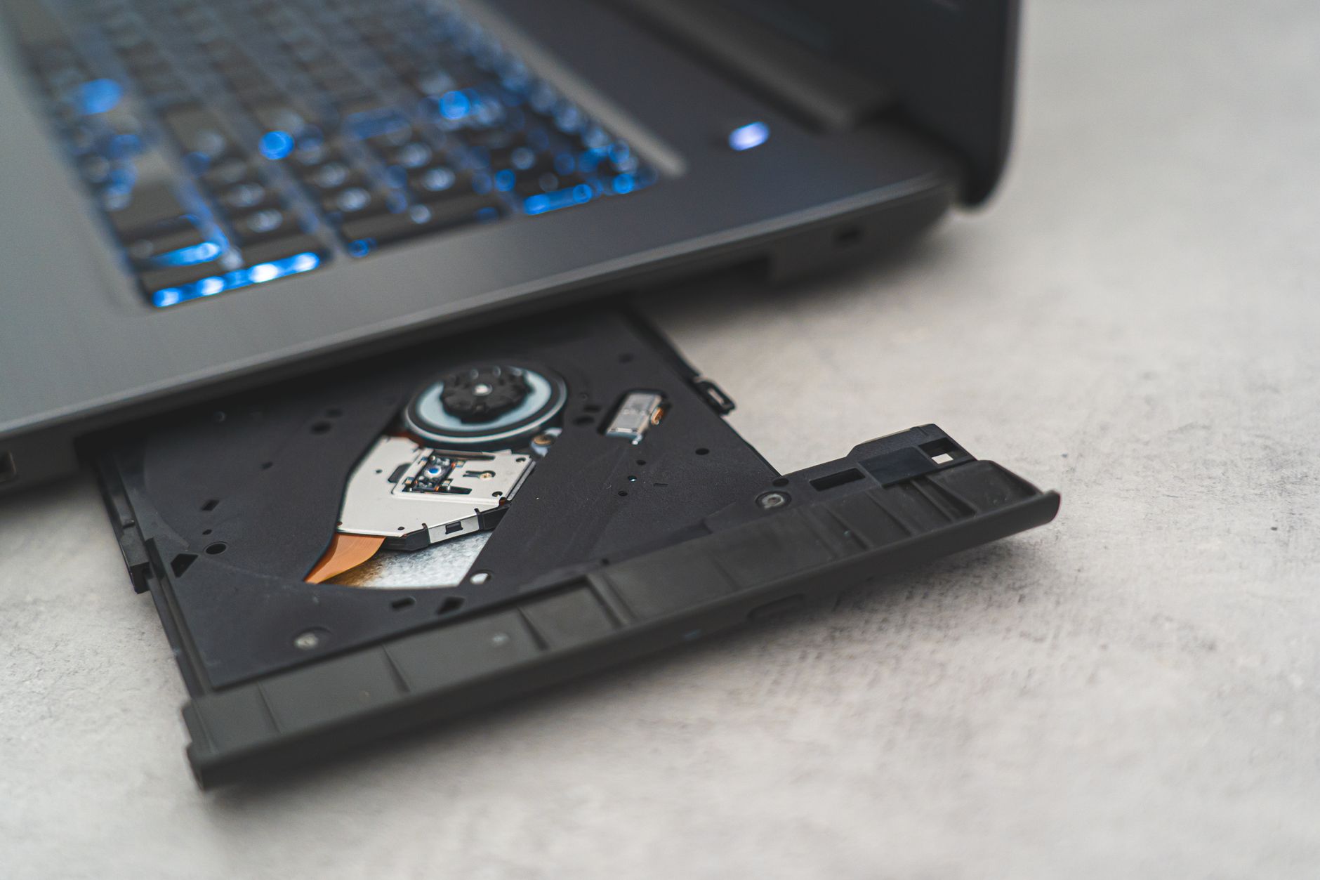 Why the Memory Chip Shortage Is Hitting the MacBook Air